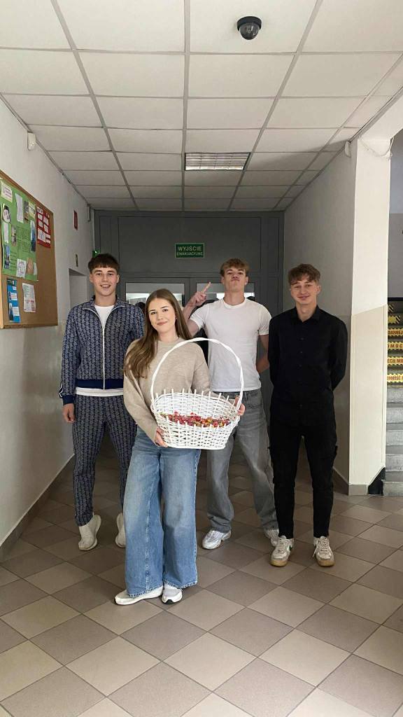 555743342 1379495654176851 7890562969647920119 n