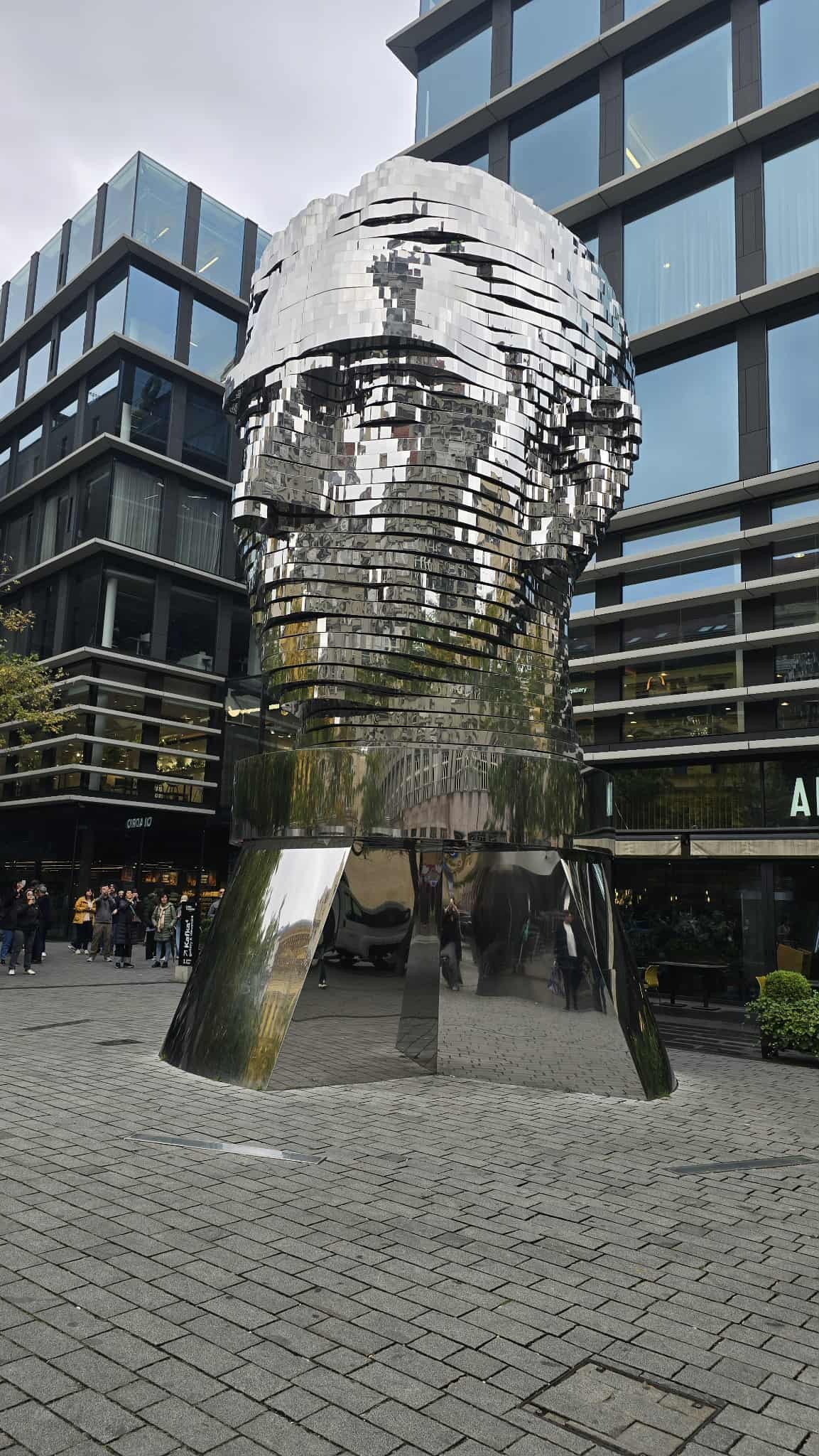 557601673 1380707620722321 7518449209336001878 n