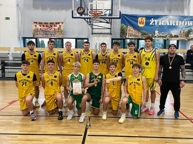 594398076 1440099811449768 9218546257397280720 n