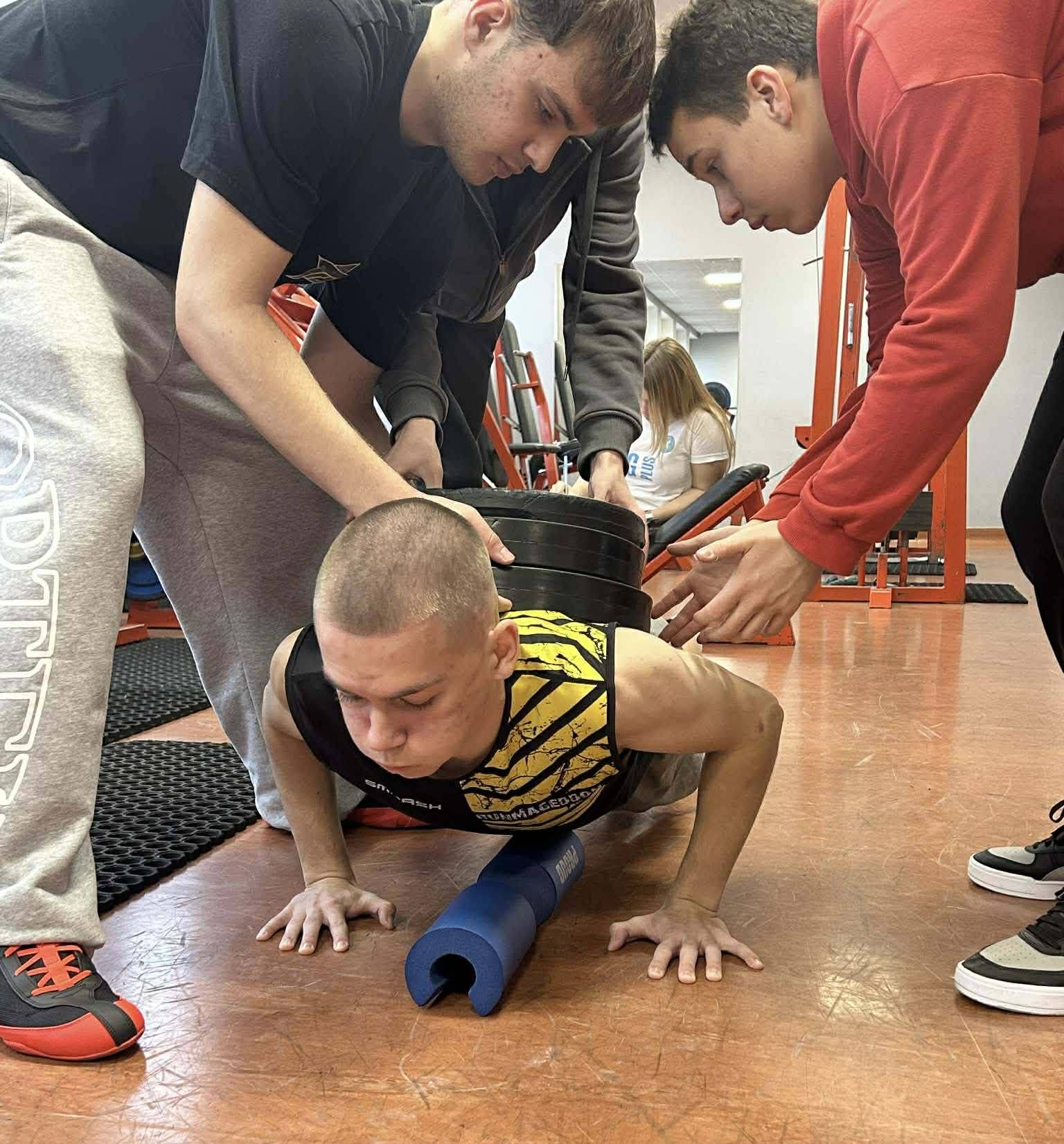 597481335 1442544644538618 7678616857809734757 n